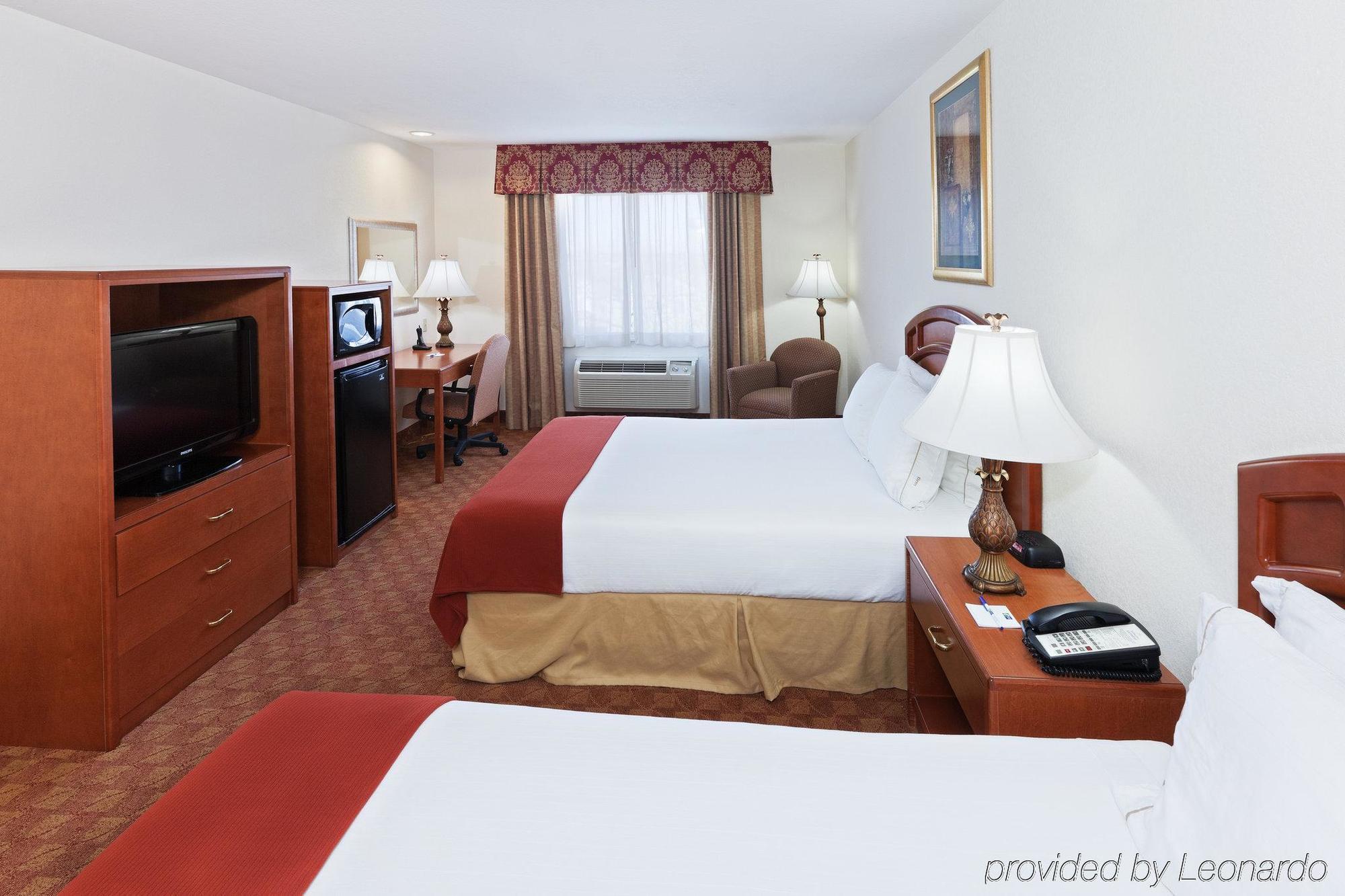 Comfort Inn & Suites Биг-Спринг Номер фото
