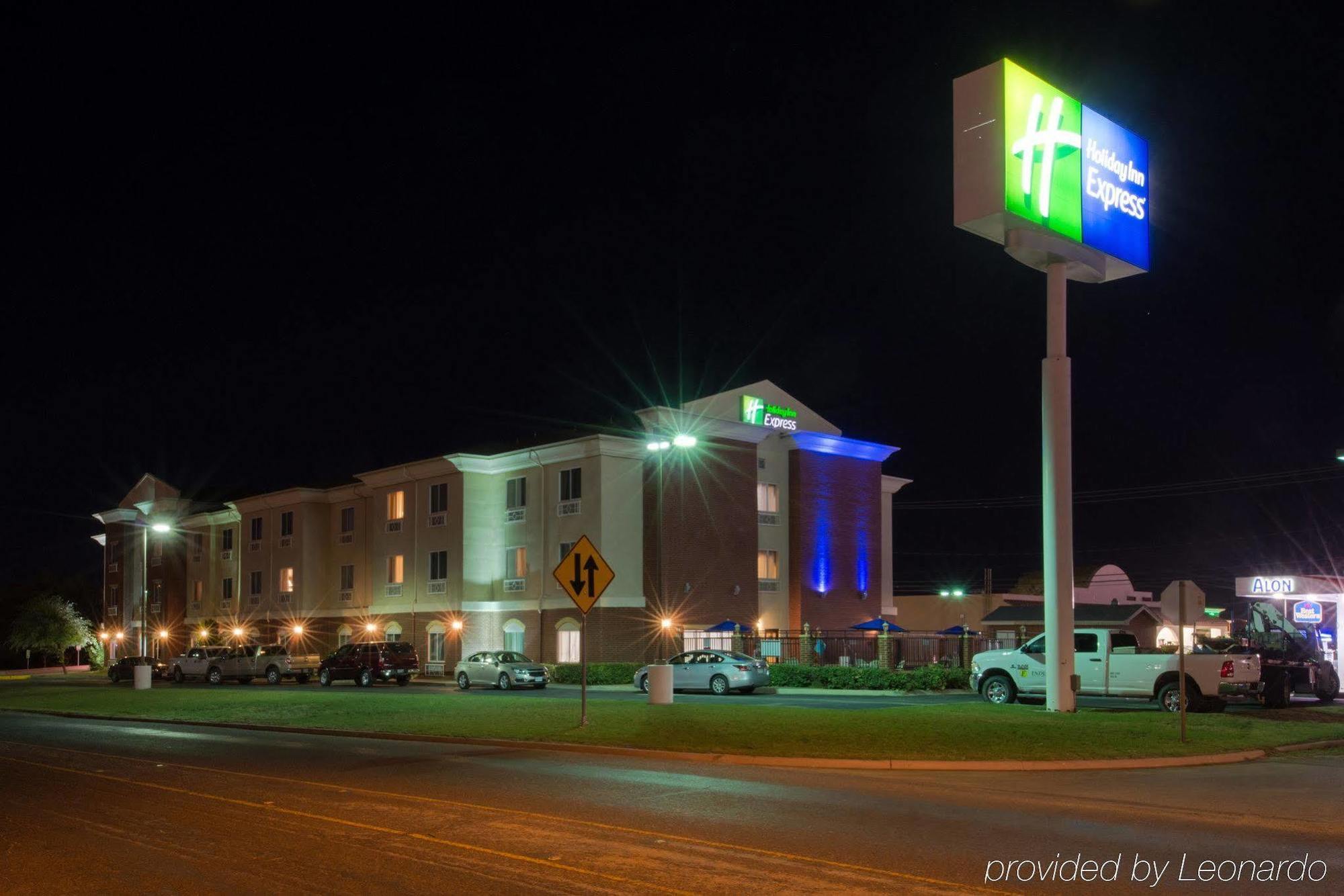 Comfort Inn & Suites Биг-Спринг Экстерьер фото